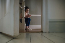 Самотність в мережі: Як соціальні медіа впливають на психологічне здоров'я дівчаток
