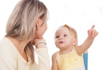 Як розмовляти з маленькою дитиною: 3 важливих принципи