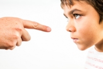 Ребенок начнет слушаться, если родители изменят свое поведение